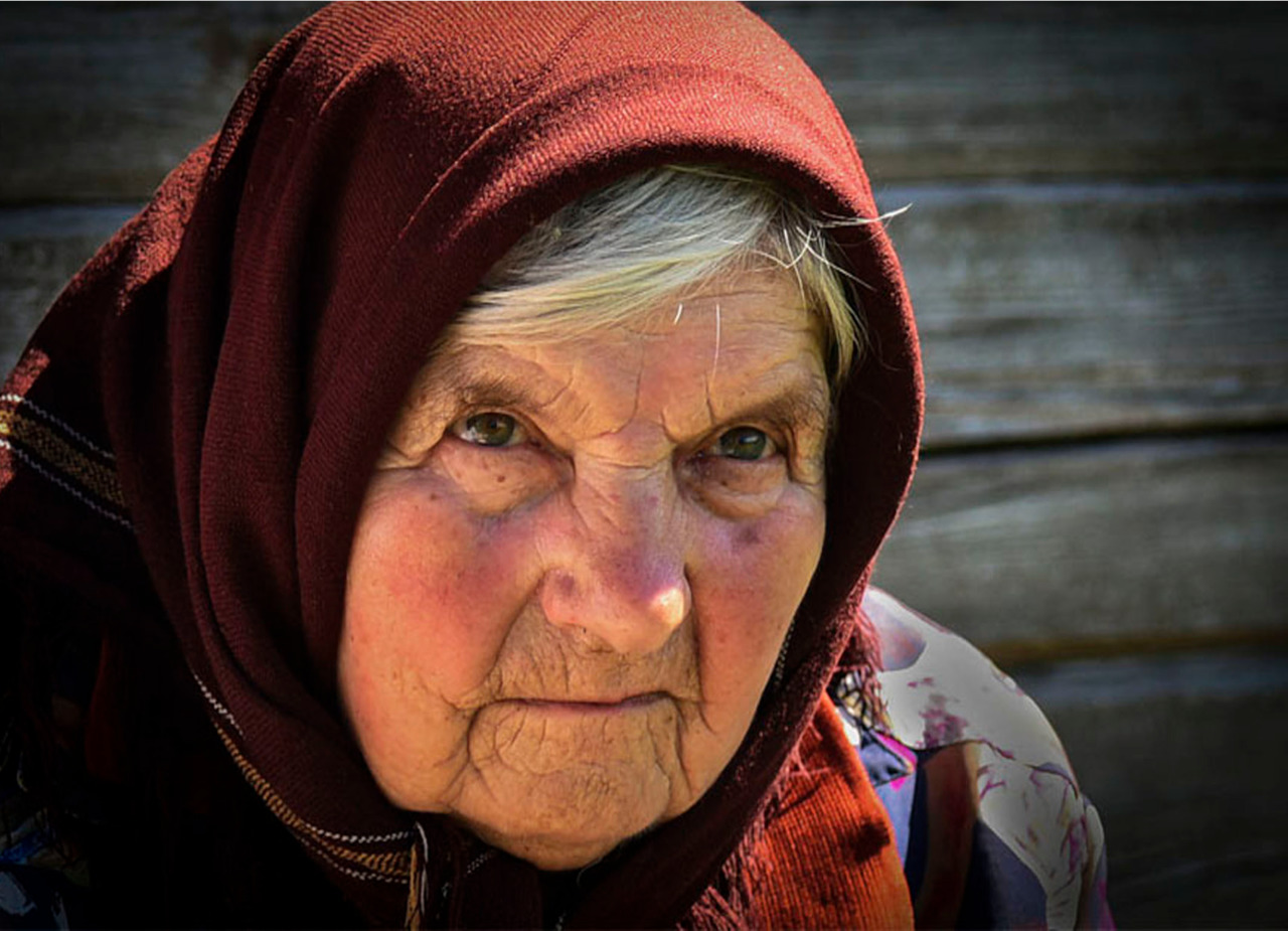 Ба бабушка. Злая бабушка. Старуха. Старая бабушка.
